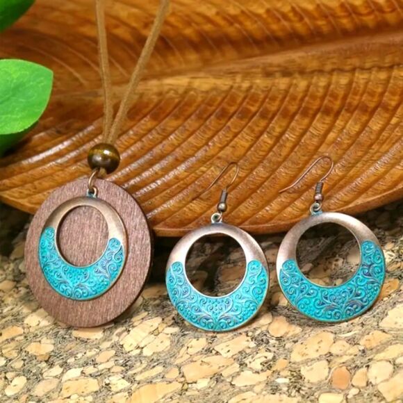 MATCHING set of bronze seashell earrings and necklace boho turquoise - Picture 1 of 4